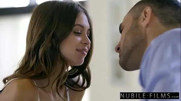 Klip besar NubileFilms - Girlfriend Cheats And Squirts On Cock terbaik