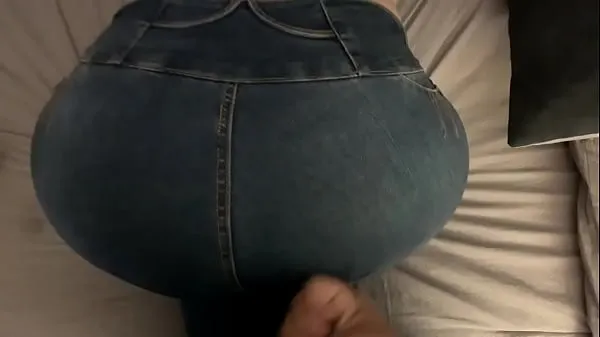 빅 I cum in my wife's pants with a tremendous ass 최고의 클립
