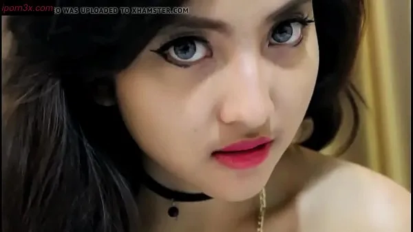 Büyük Cloudya Yastin Nude Photo Shoot - Modelii Indonesia en iyi Klipler