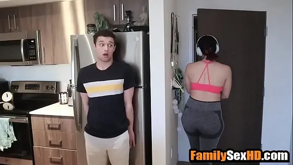 Big Pranking & fucking my fat ass step sister during quarrantine best Clips