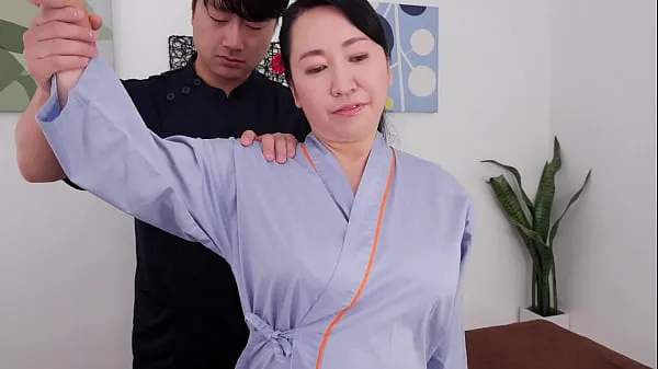 ビッグA Big Boobs Chiropractic Clinic That Makes Aunts Go Crazy With Her Exquisite Breast Massage Yuko Ashikawa最高のクリップ