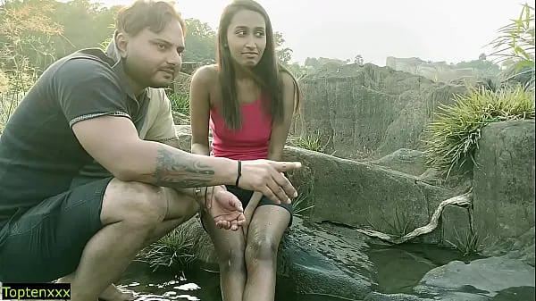 Grandes Indian Outdoor Dating sexo com namorada jovem! Melhor Sexo Viral melhores clipes